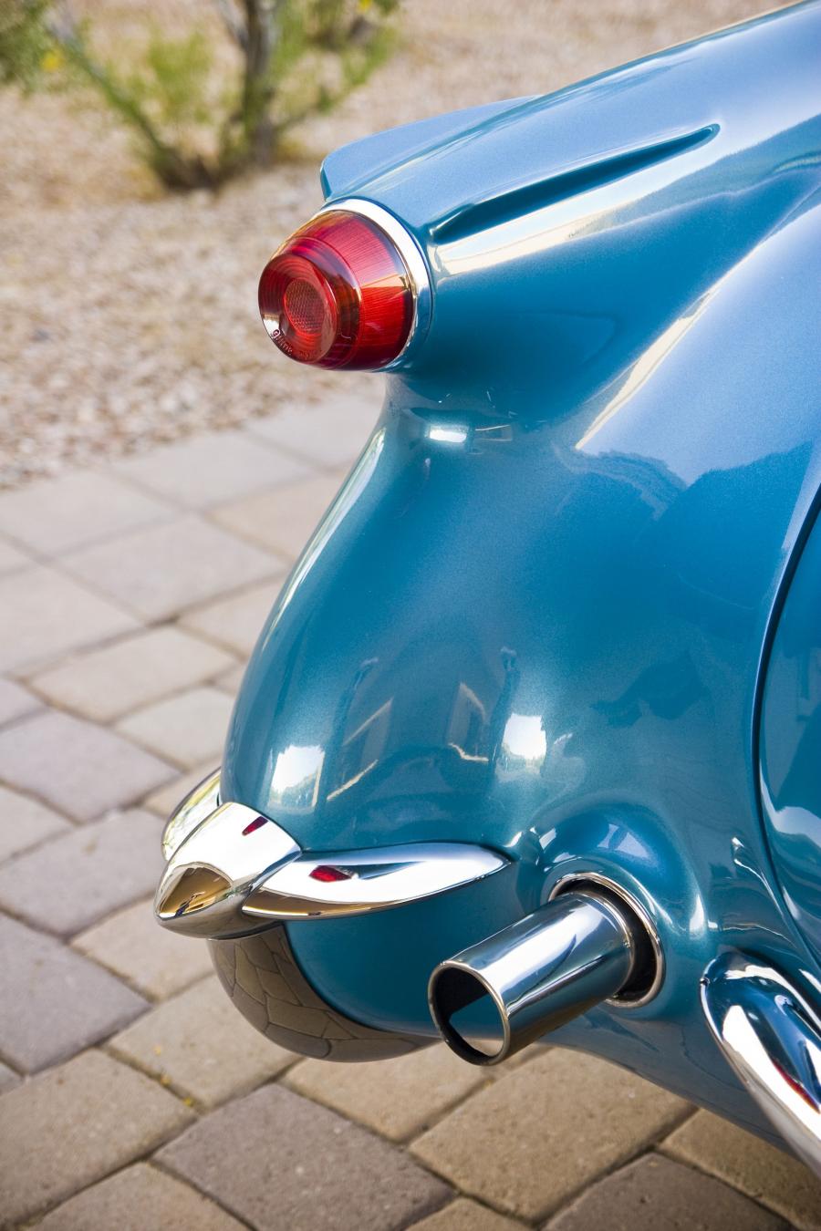  Chevrolet Corvette Bubbletop Roadster 1954 года  (фото 3 из 24)
